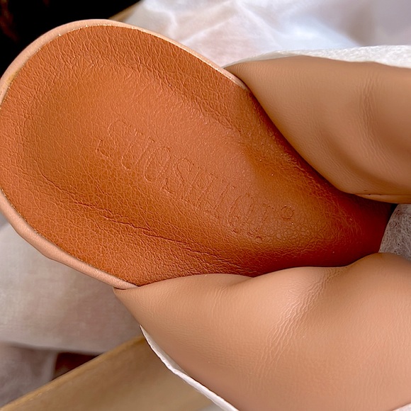 Looks Like Summer Suoshiqi LLS womens Alyssa Heel NEW in box size 38, is size 7 - Picture 6 of 6